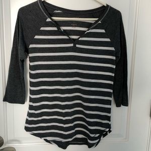 Arizona Jeans 3/4 Sleeve Striped Shirt (Medium)